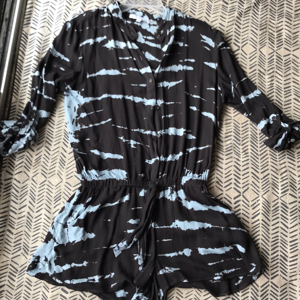 Blue and black 3/4 sleeve romper